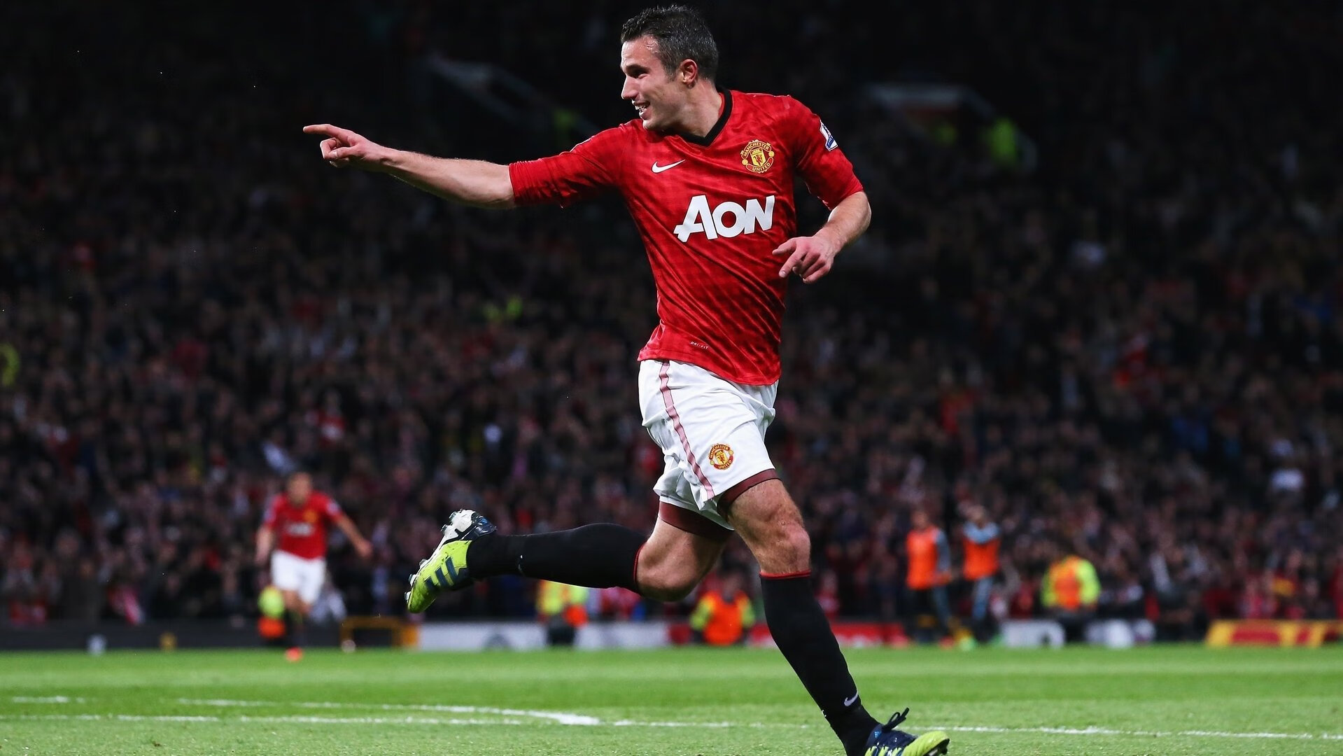 智利收割法国，C罗成为关键先生，一场跨越时空的足球寓言