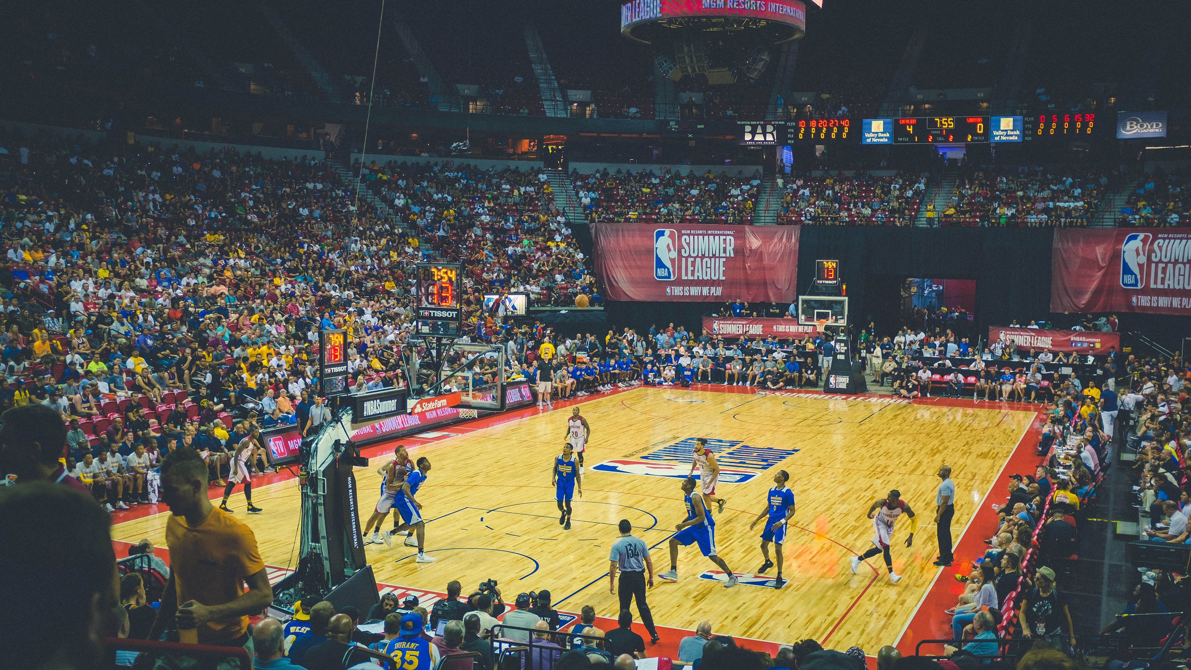 西亚卡姆末节爆发展现实力,浙江队逆转辽宁队夺关键胜利